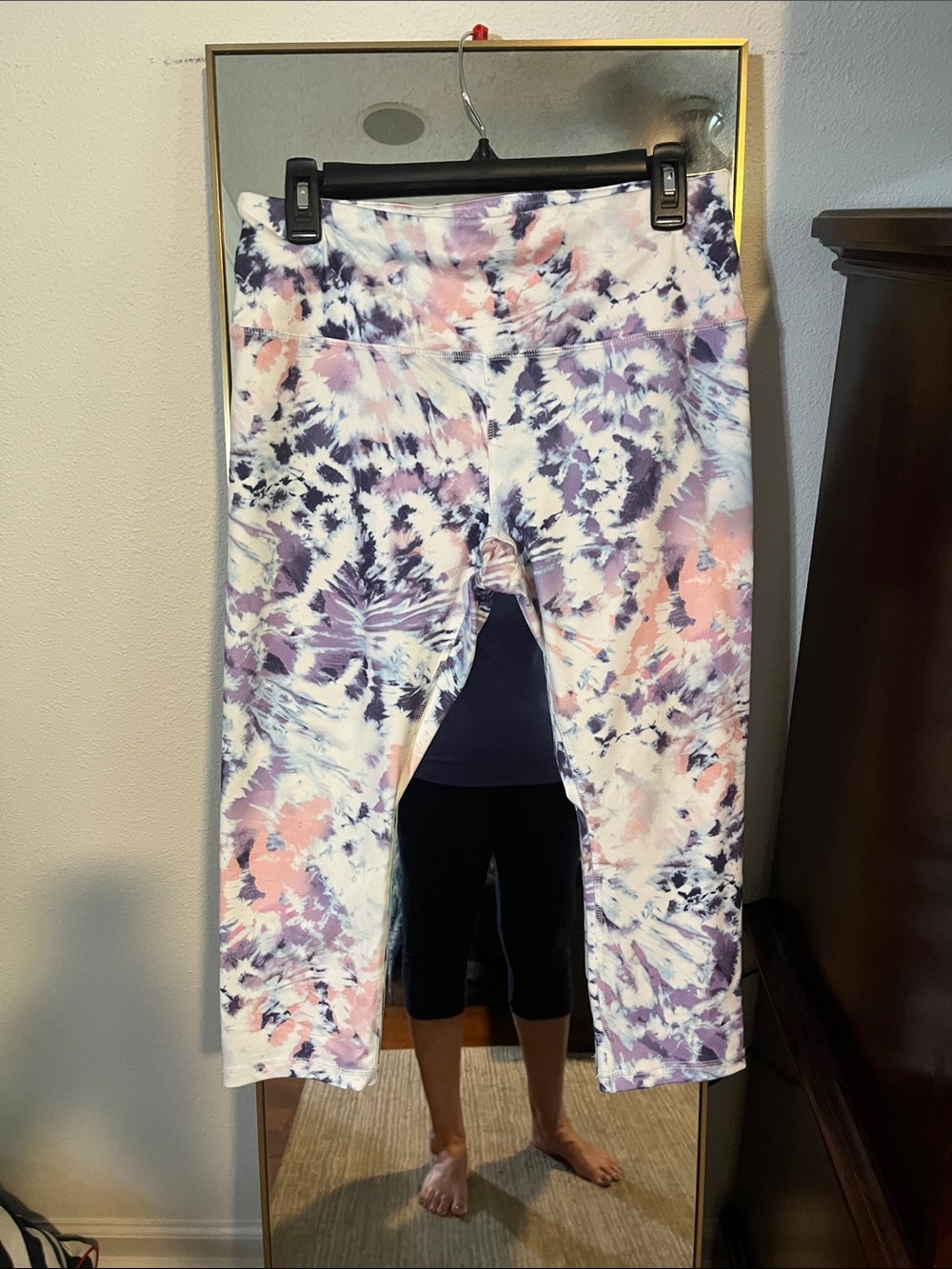 RBX Tie-Dye Capri Leggings in Purple & Pink